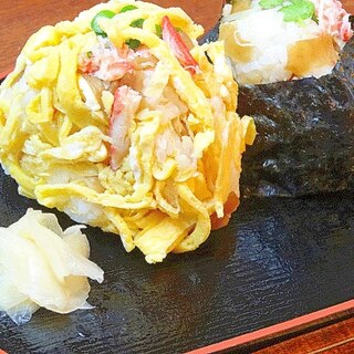 北海道グルメ♪　「カニのバラ寿司むすび」